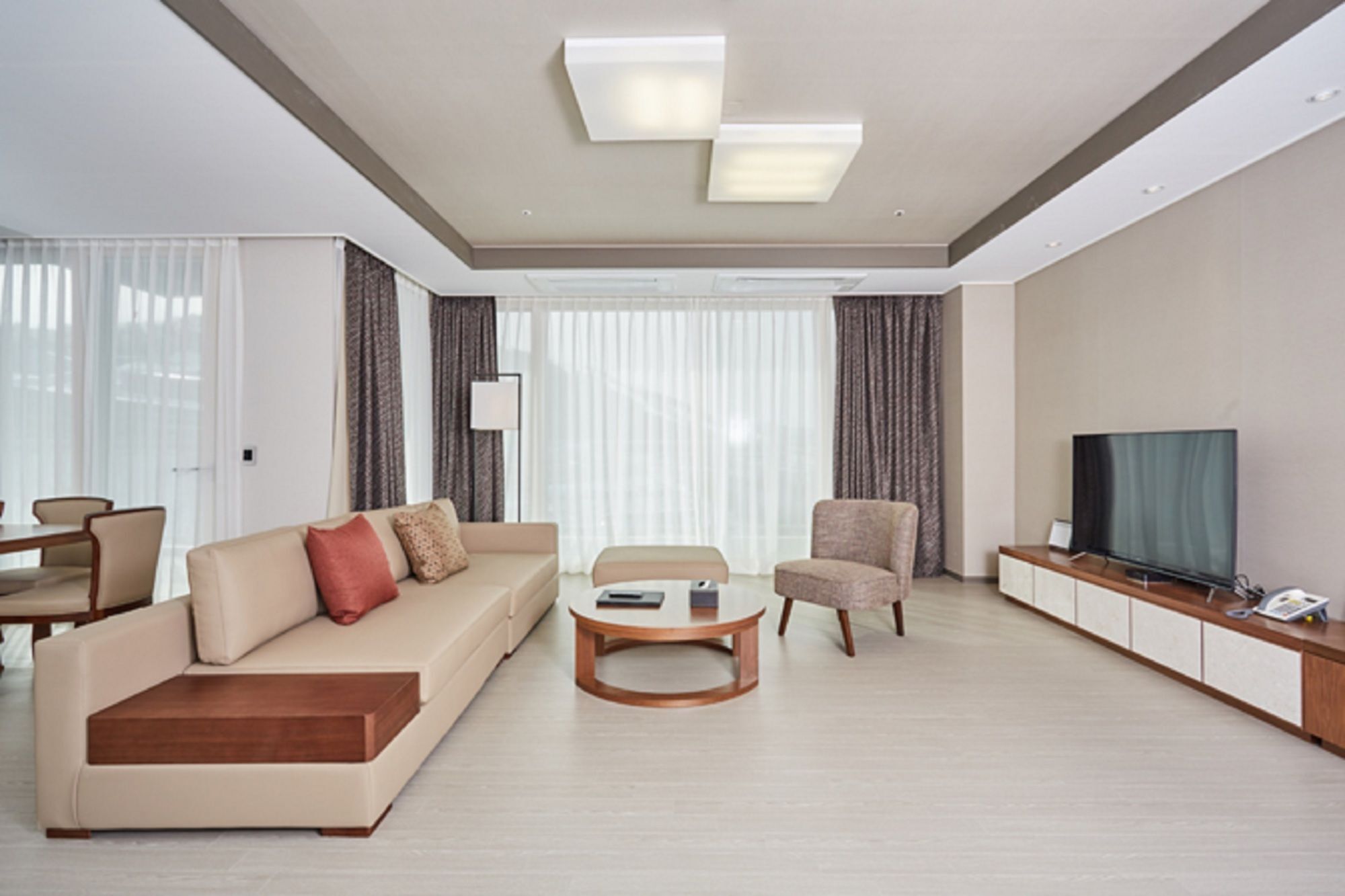 Pyeongchang I Want Hotel & Resort Экстерьер фото